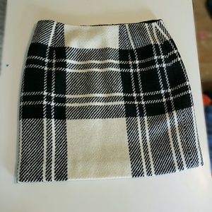 The perfect fall plaid skirt! 100% wool!